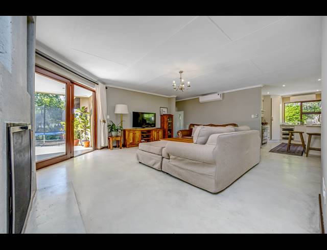3 BEDROOM HOUSE FOR SALE IN DAINFERN GOLF ESTATE